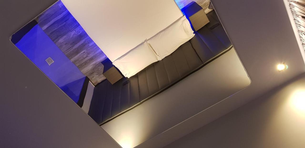 Leoni Hotel & Private Spa ชิตตา ซานตันเจโล ภายนอก รูปภาพ