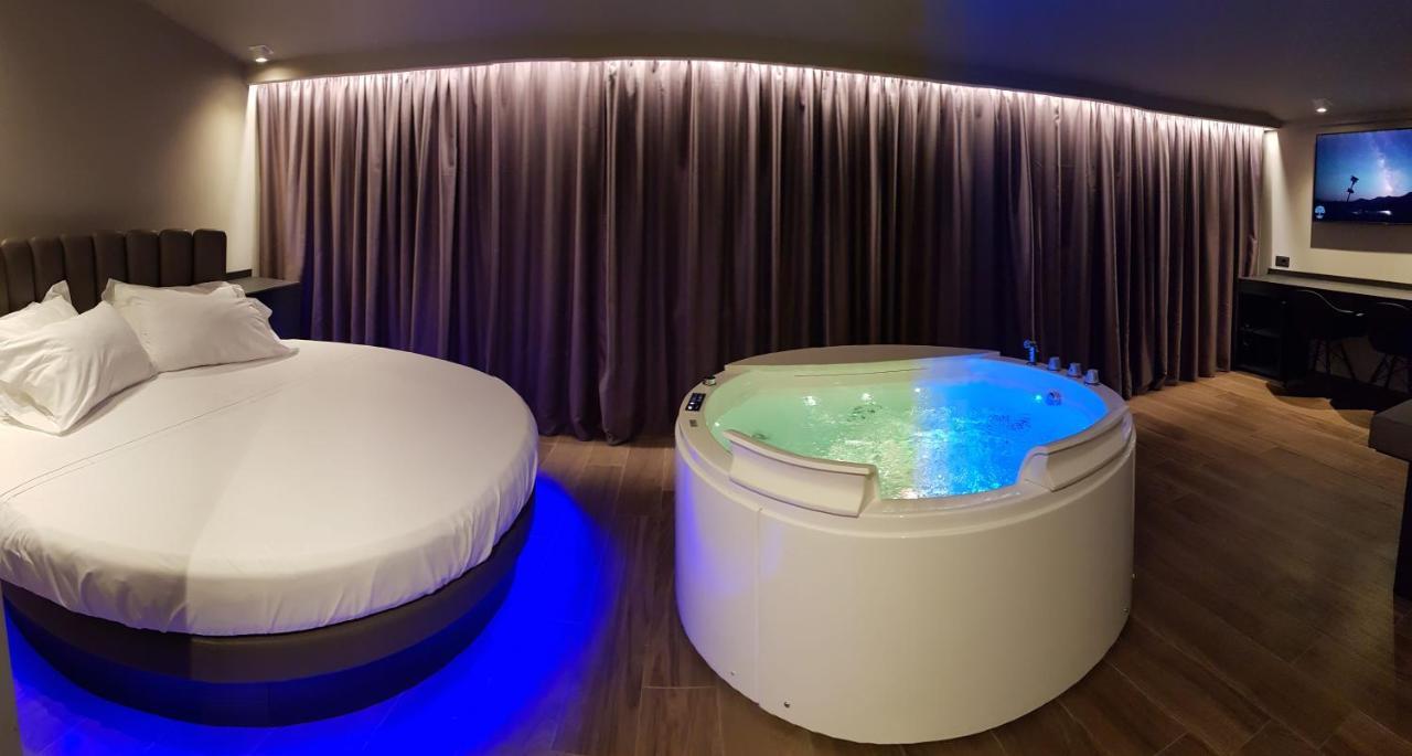 Leoni Hotel & Private Spa ชิตตา ซานตันเจโล ภายนอก รูปภาพ