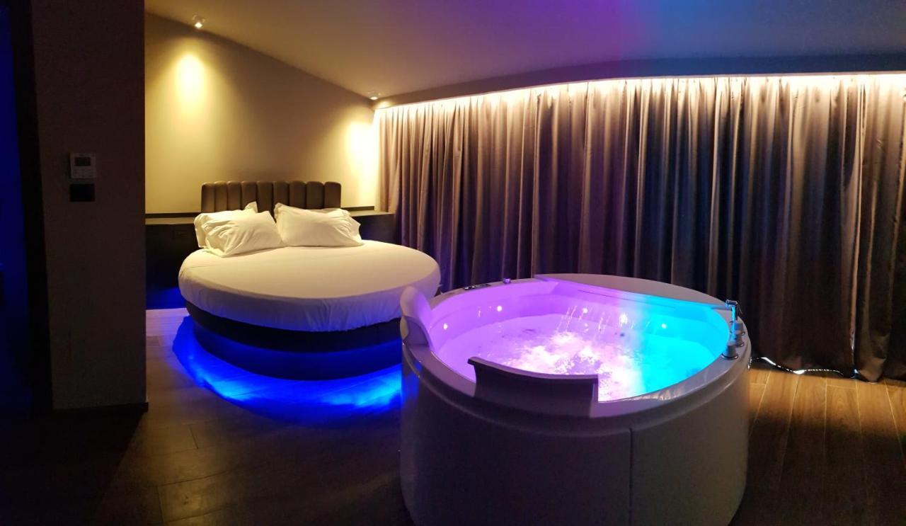 Leoni Hotel & Private Spa ชิตตา ซานตันเจโล ภายนอก รูปภาพ