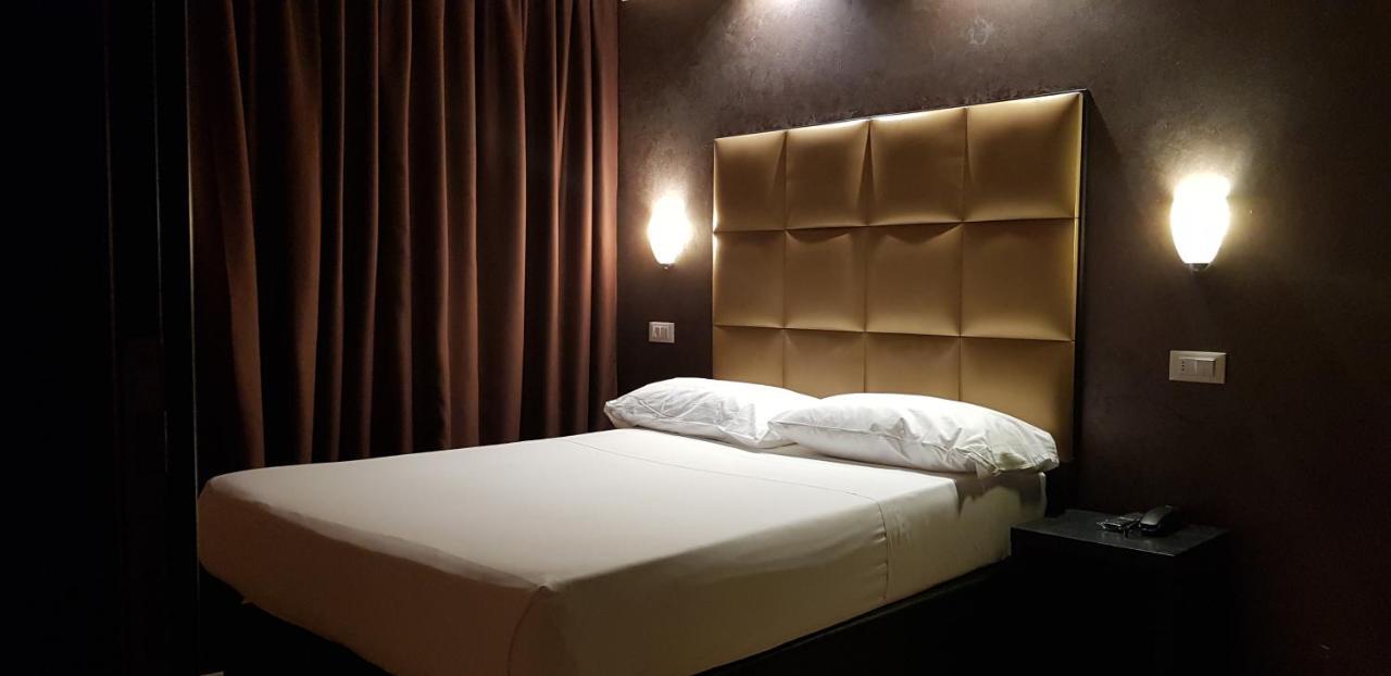 Leoni Hotel & Private Spa ชิตตา ซานตันเจโล ภายนอก รูปภาพ
