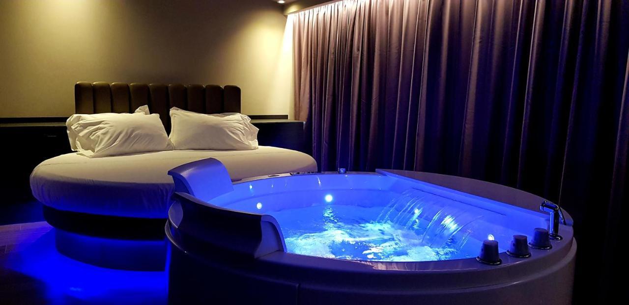 Leoni Hotel & Private Spa ชิตตา ซานตันเจโล ภายนอก รูปภาพ