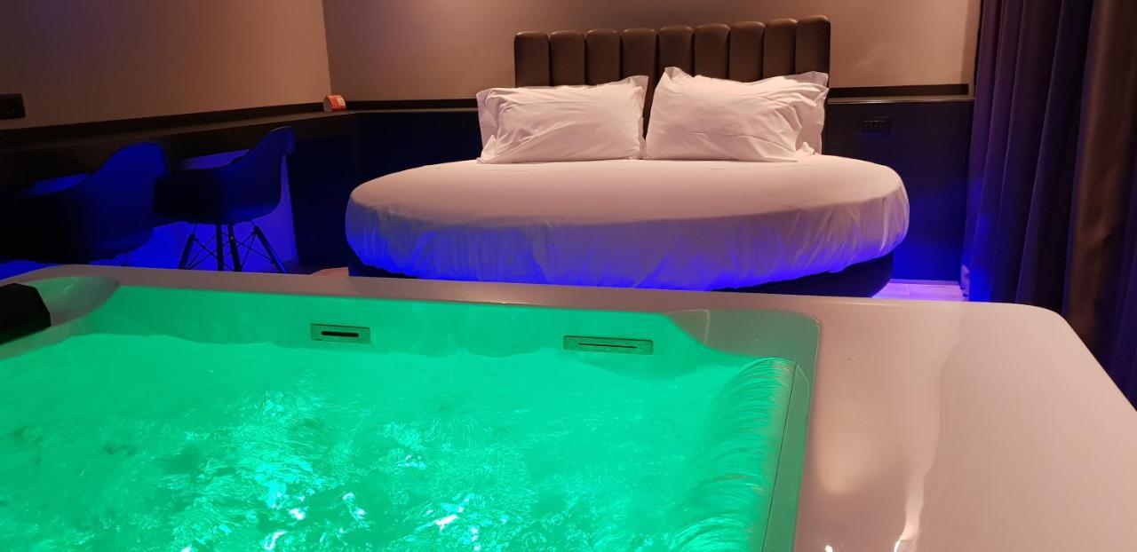 Leoni Hotel & Private Spa ชิตตา ซานตันเจโล ภายนอก รูปภาพ